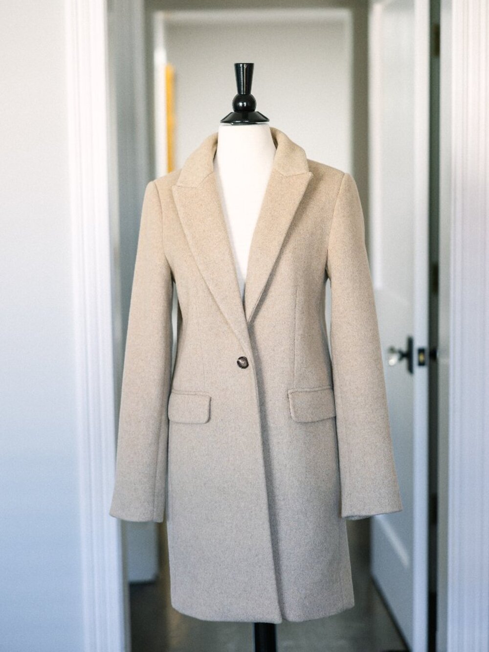 Reformation Wool Blend Single Breasted Coat Size S | Like New